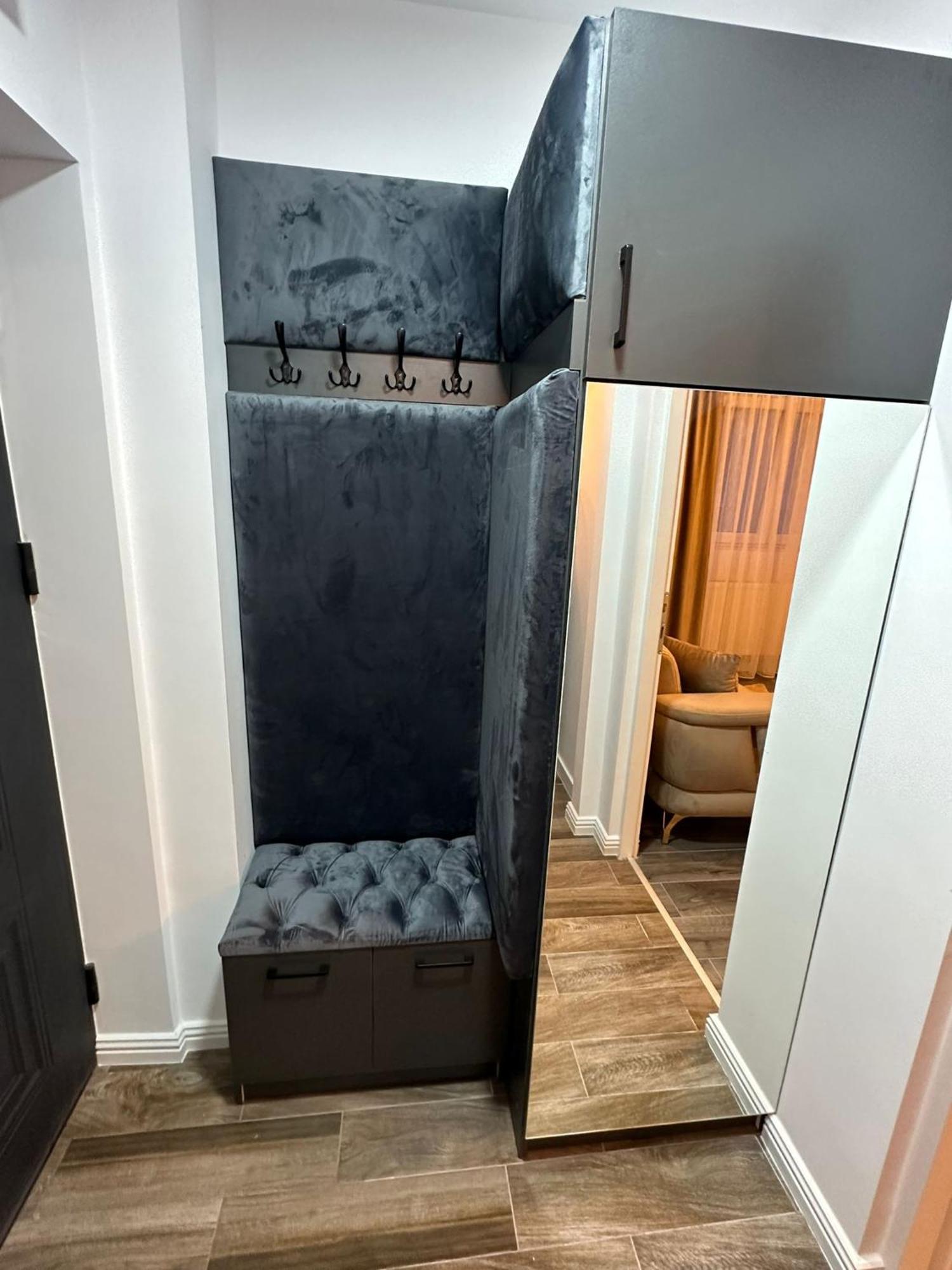 Evelyn Apartment Bistriţa Eksteriør bilde