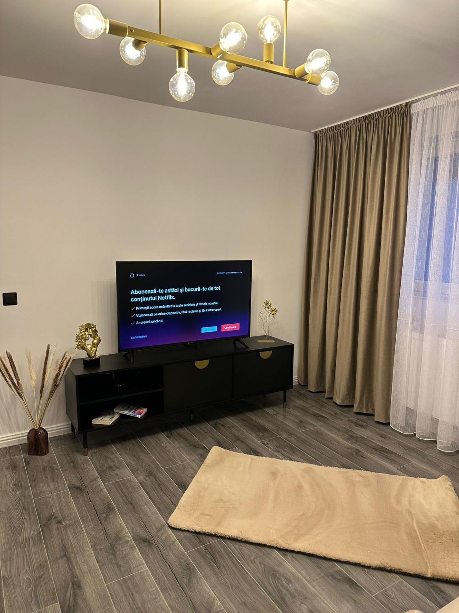 Evelyn Apartment Bistriţa Eksteriør bilde