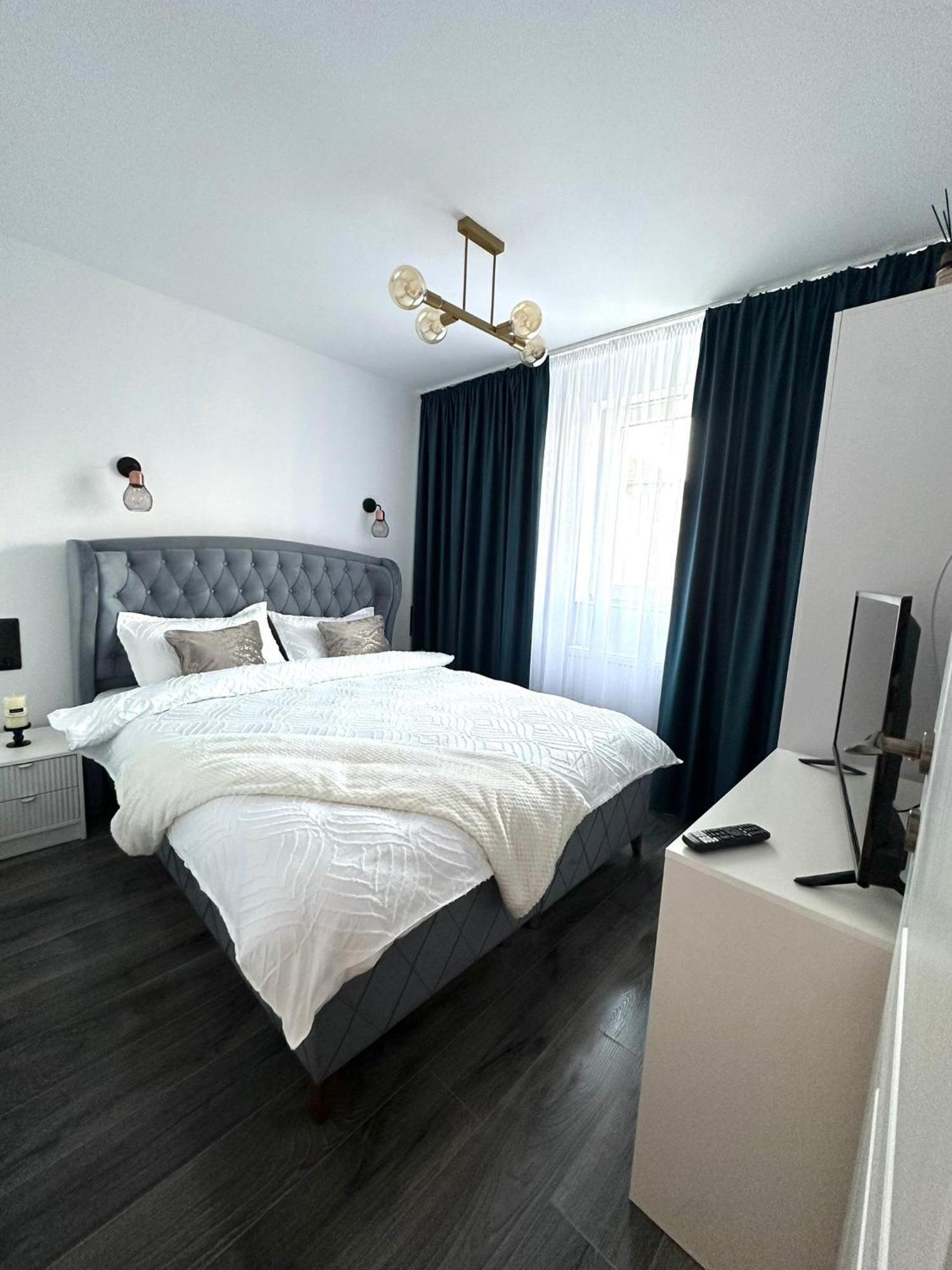Evelyn Apartment Bistriţa Eksteriør bilde